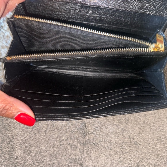 YSL Monogram Large Flap Wallet in Grained Leather - Picture 2 of 11